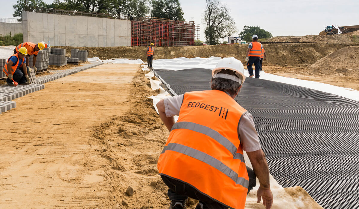 Lavoro: oltre 100 nuove assunzioni da parte di Ecogest per interventi nel campo autostradale in cinque regioni italiane